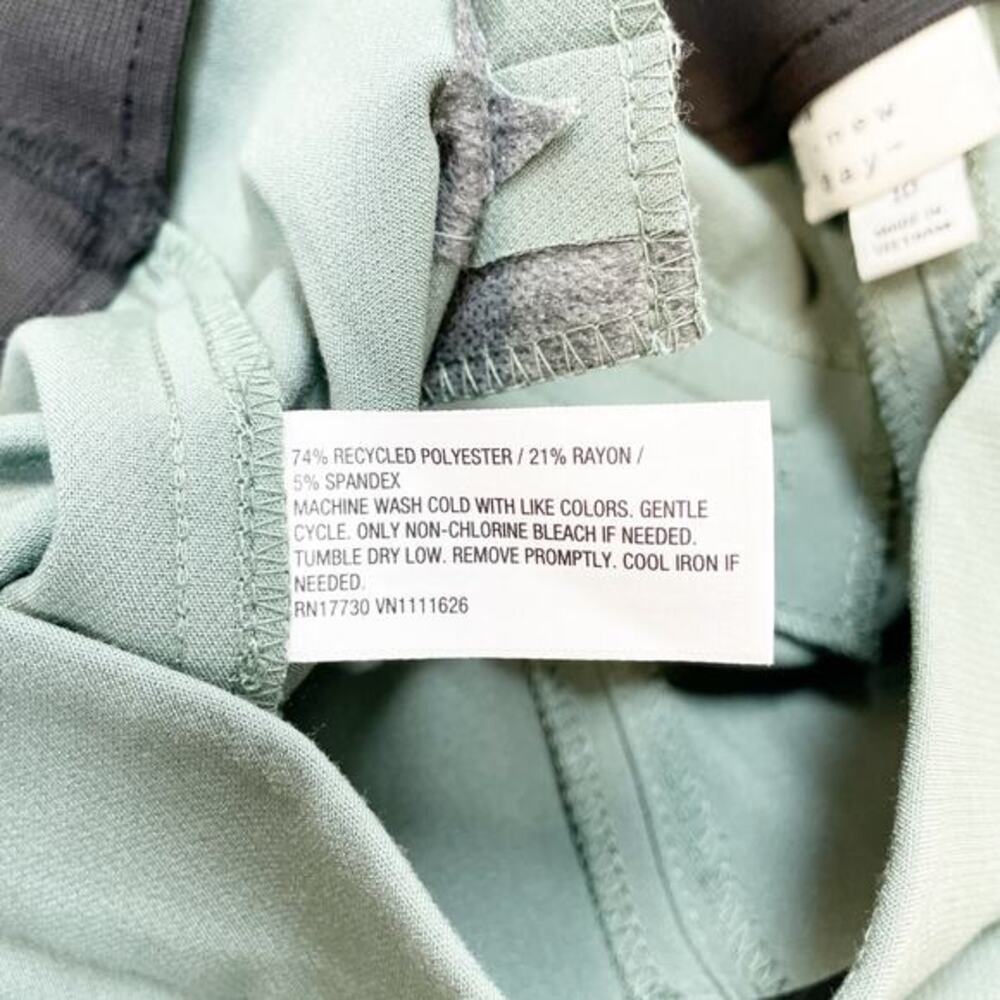 A New Day Women's High‎ Rise Skinny Ankle Pull On Pants Olive Green Size 10 - Picture 7 of 7